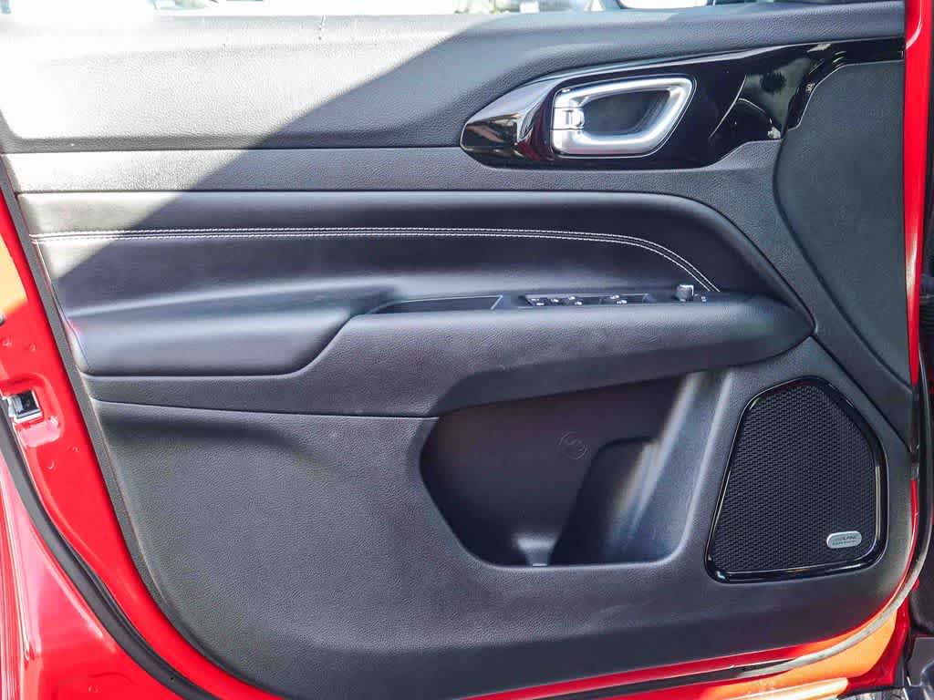 Thumbnail: 2023 Jeep Compass - 19