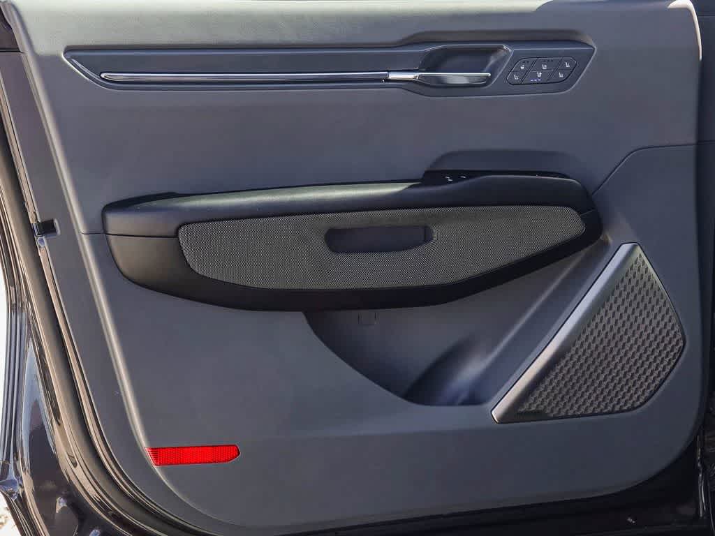 Thumbnail: 2024 Kia EV9 - 19