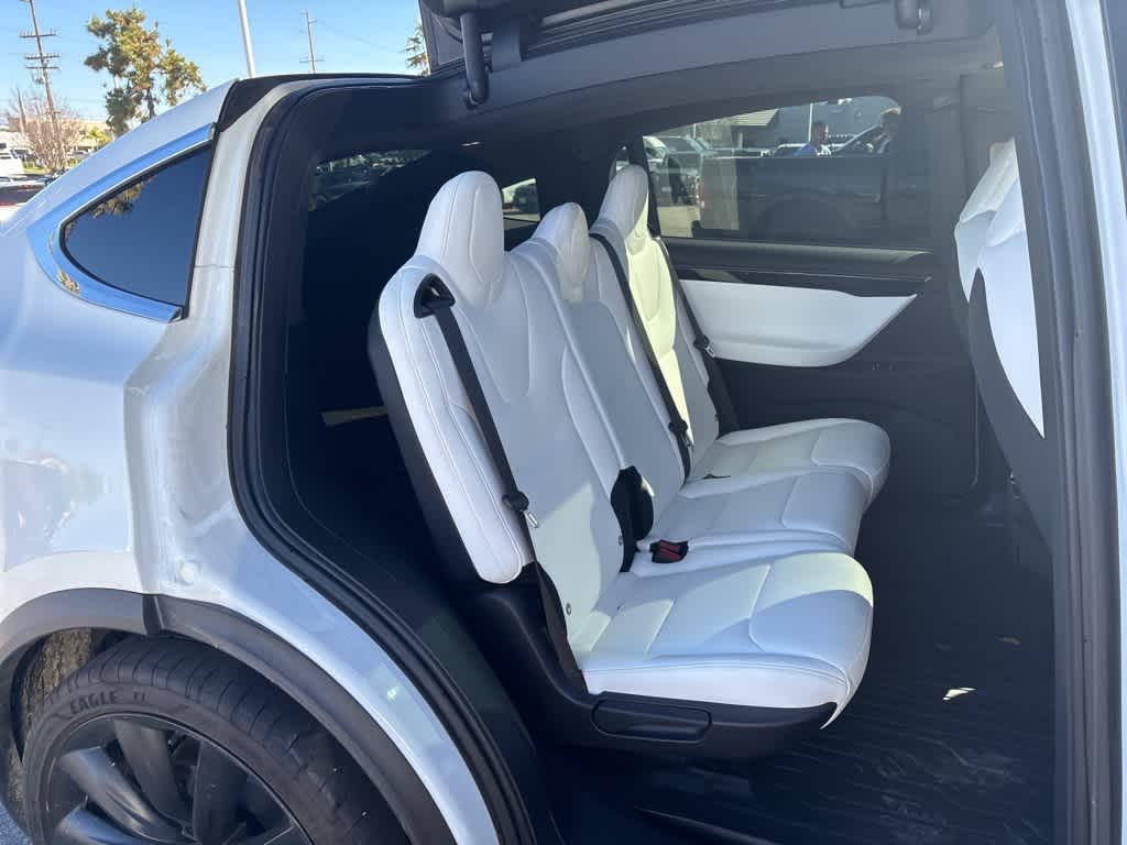 Thumbnail: 2021 Tesla Model X - 8