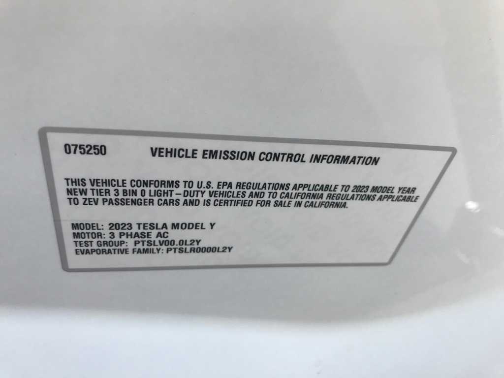 2023 Tesla Model Y Long Range 11
