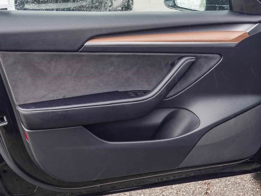 Thumbnail: 2022 Tesla Model 3 - 18