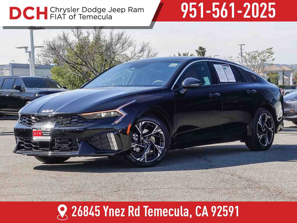 Thumbnail: 2025 Kia K5 - 1