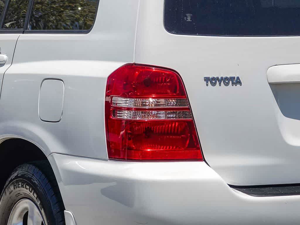 Thumbnail: 2003 Toyota Highlander - 7