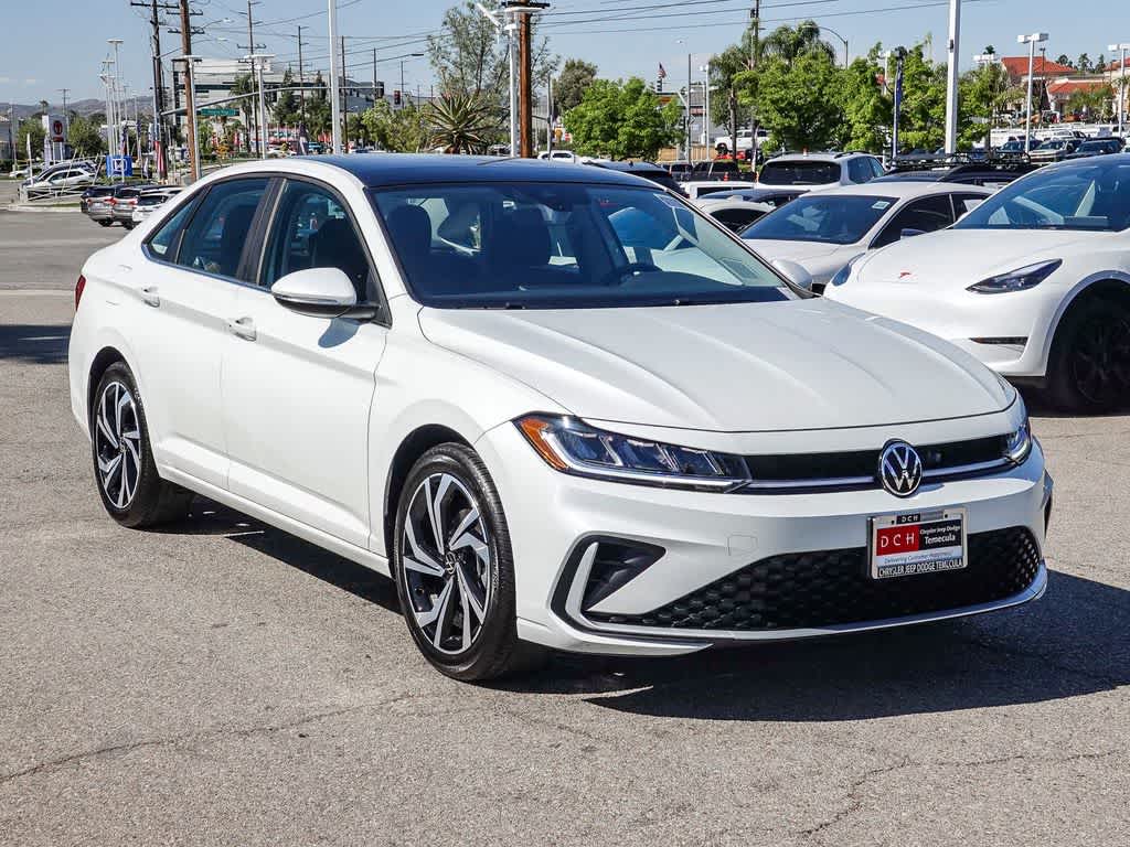 Thumbnail: 2025 Volkswagen Jetta - 3