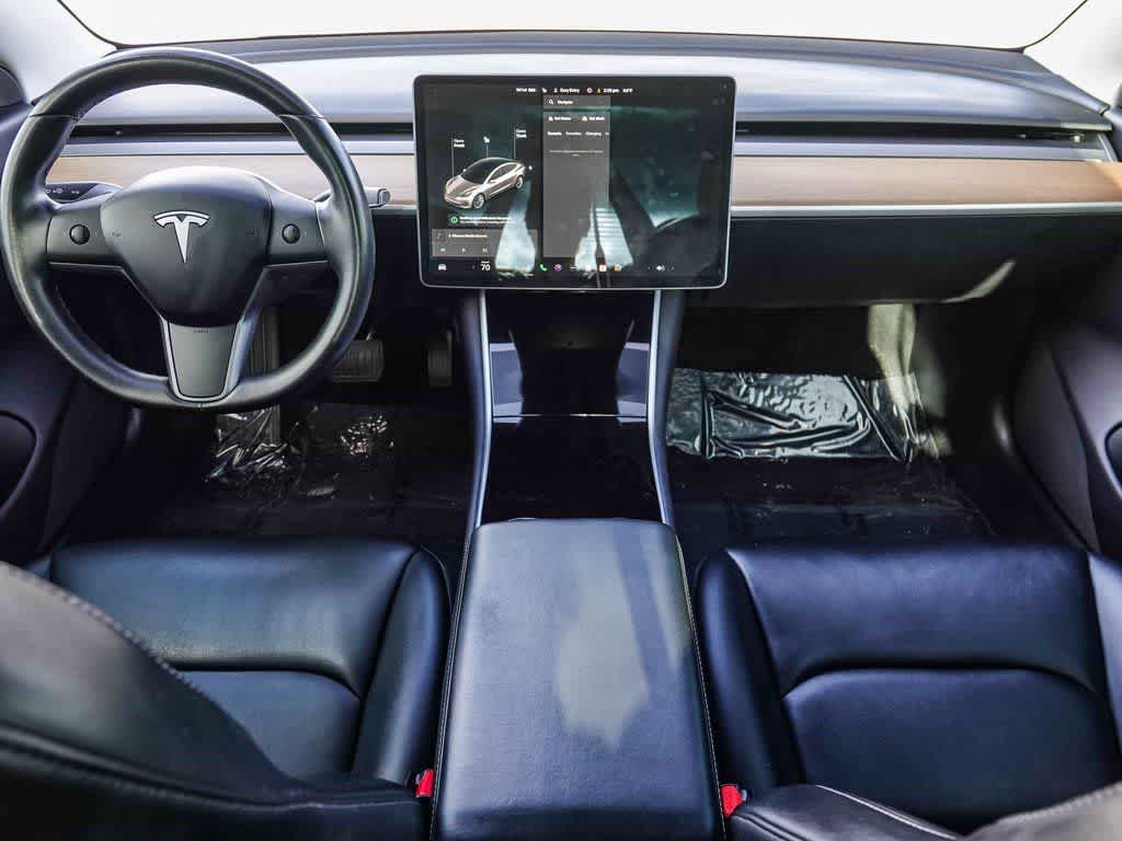 Thumbnail: 2018 Tesla Model 3 - 11