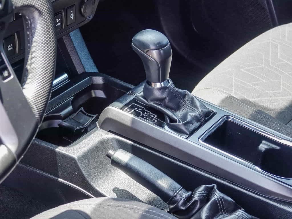 Thumbnail: 2019 Toyota Tacoma - 18