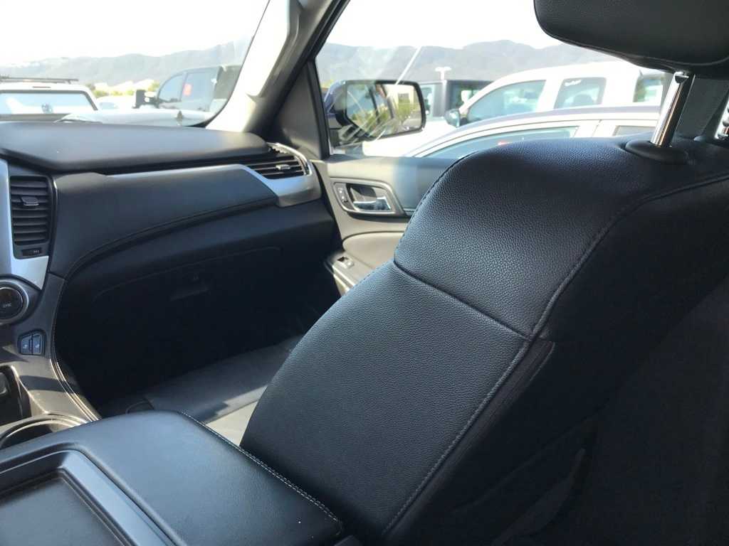 Thumbnail: 2019 Chevrolet Suburban - 8