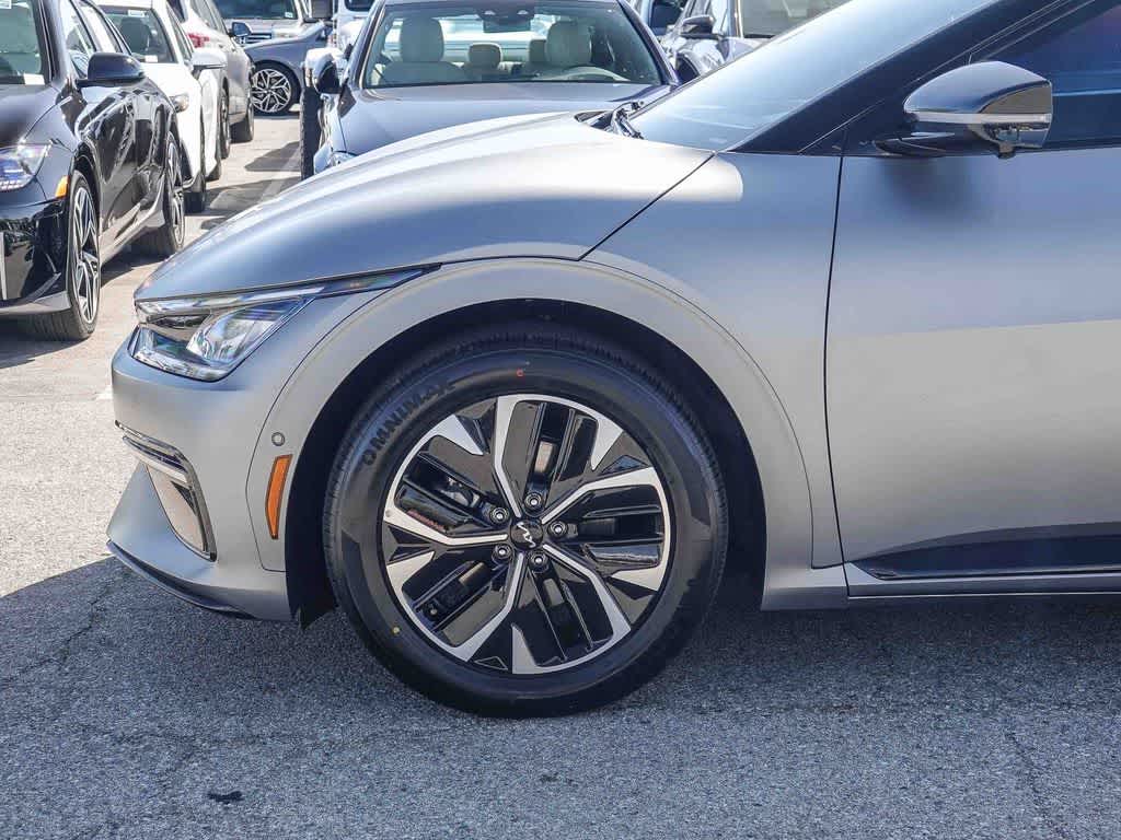 Thumbnail: 2024 Kia EV6 - 9
