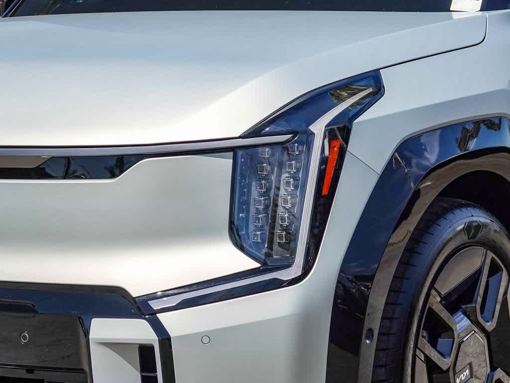 Thumbnail: 2024 Kia EV9 - 8