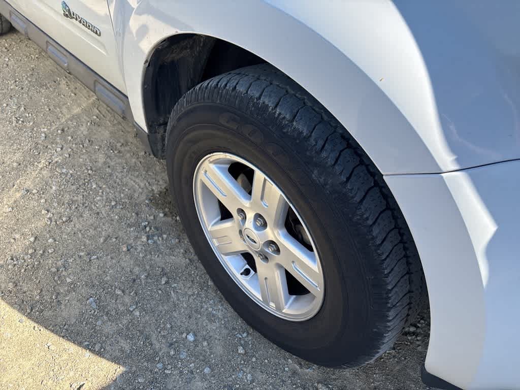 Thumbnail: 2009 Ford Escape - 5