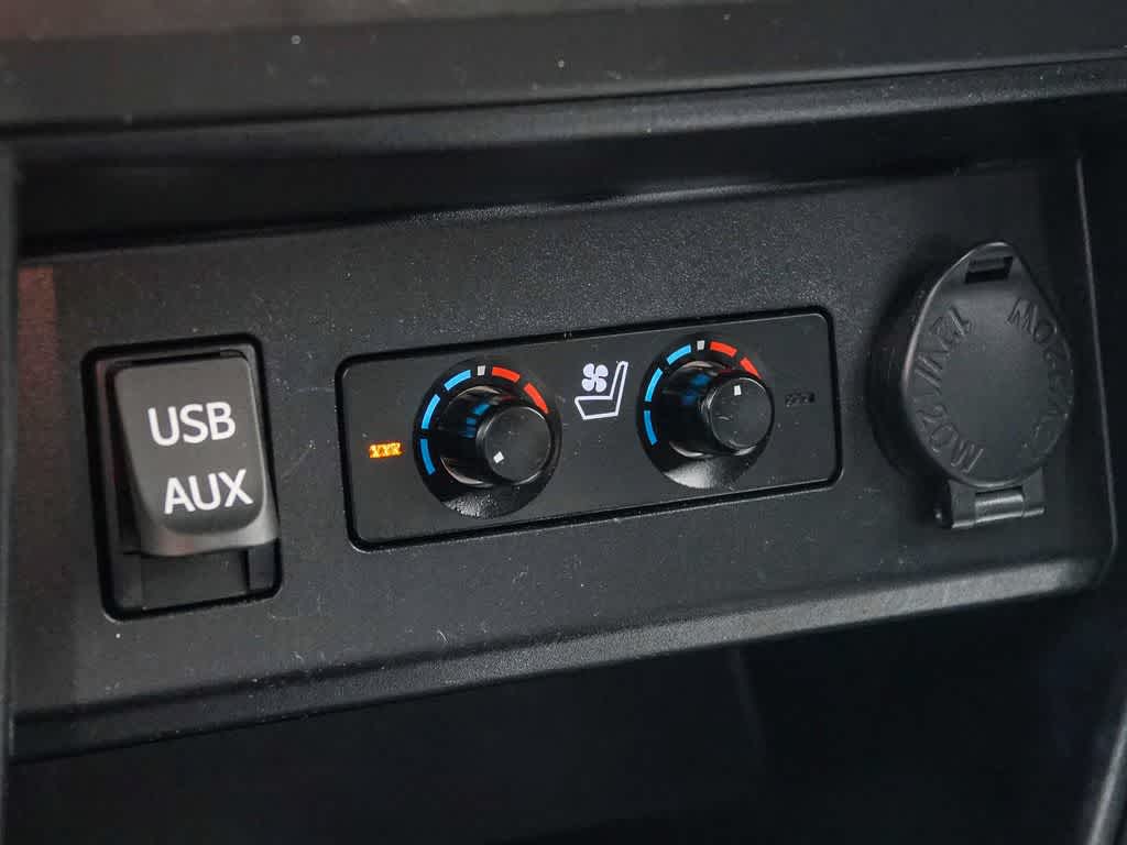 Thumbnail: 2018 Toyota 4Runner - 20