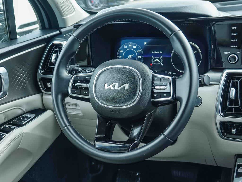 Thumbnail: 2023 Kia Sorento - 14