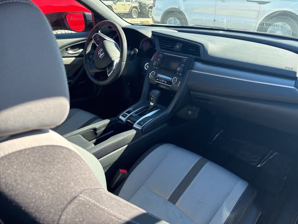 Thumbnail: 2017 Honda Civic - 6