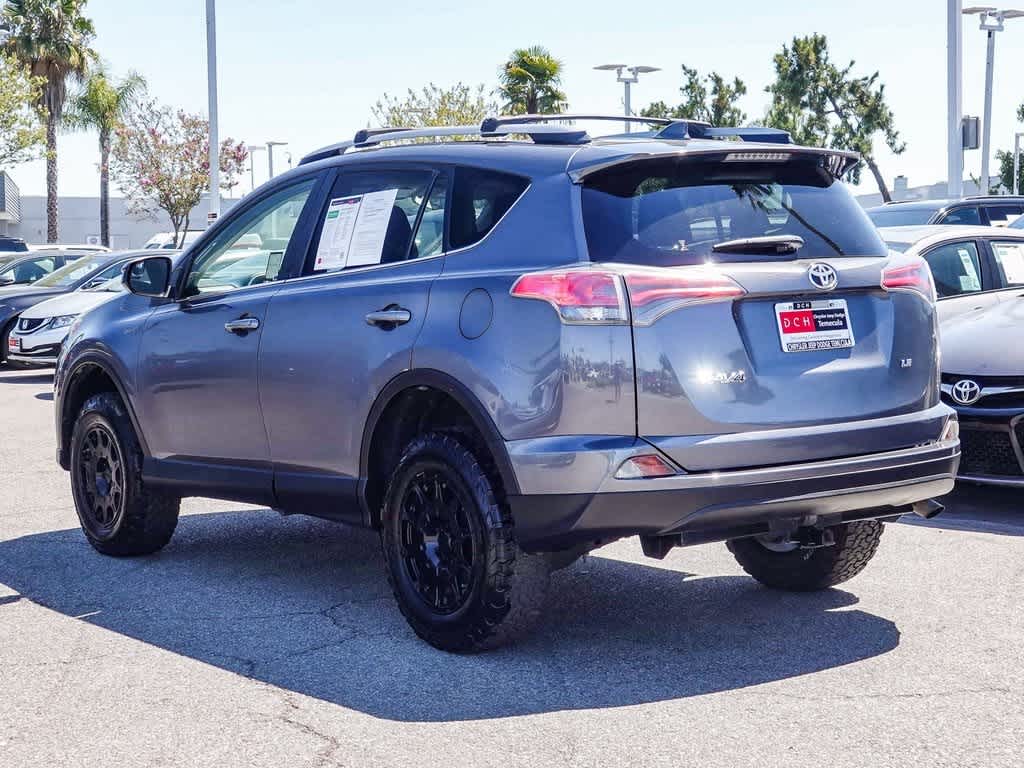 Thumbnail: 2017 Toyota RAV4 - 6