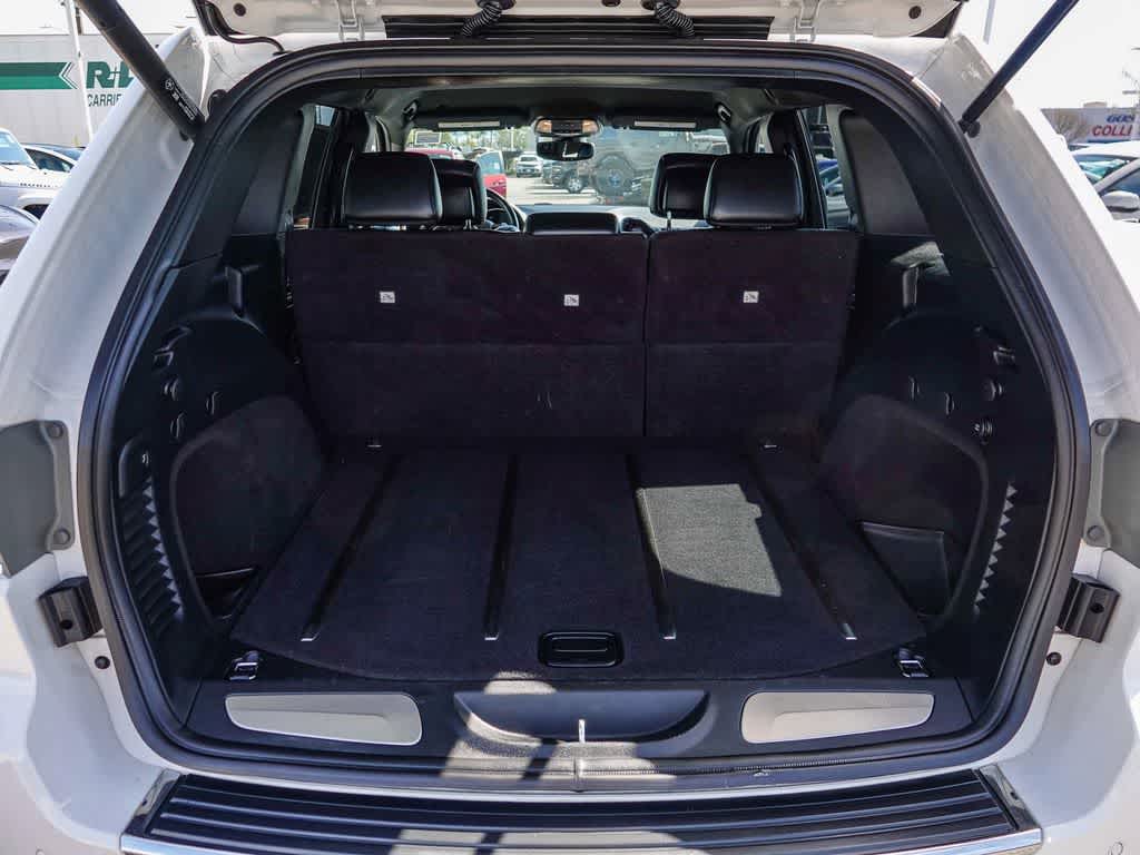 Thumbnail: 2017 Jeep Grand Cherokee - 25