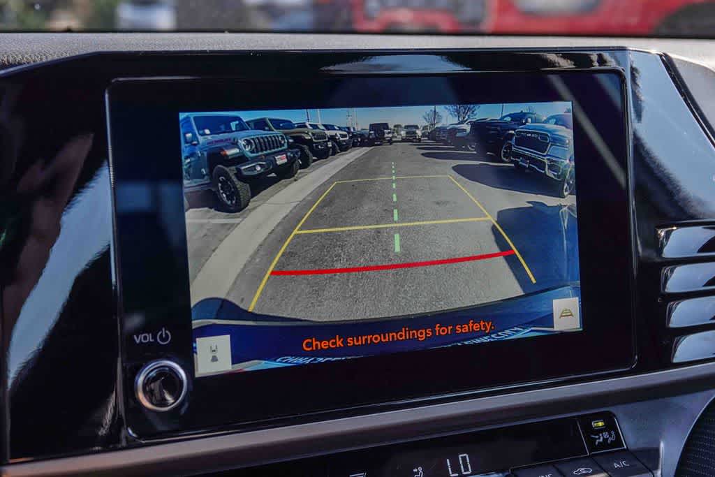 Thumbnail: 2025 Toyota Camry - 22