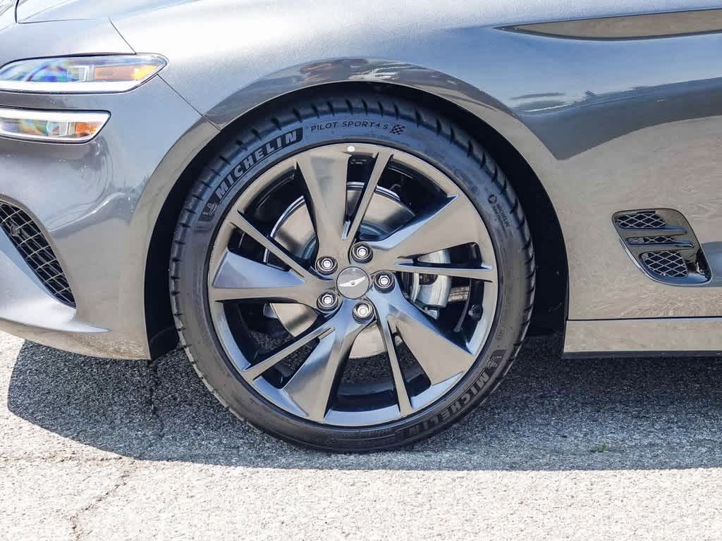 Thumbnail: 2023 Genesis G70 - 10