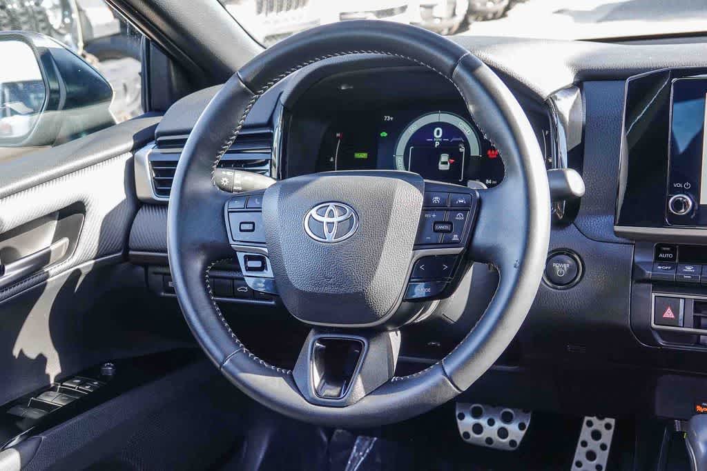 Thumbnail: 2025 Toyota Camry - 14