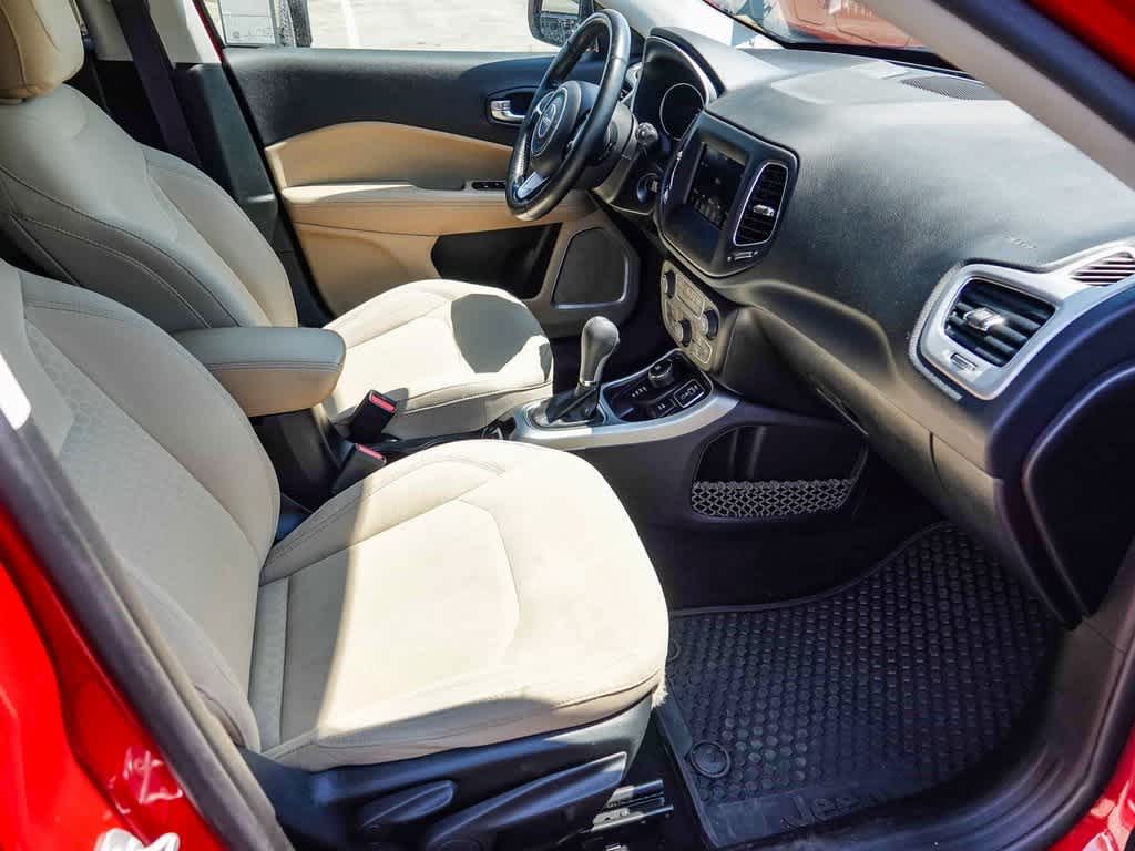 Thumbnail: 2019 Jeep Compass - 15