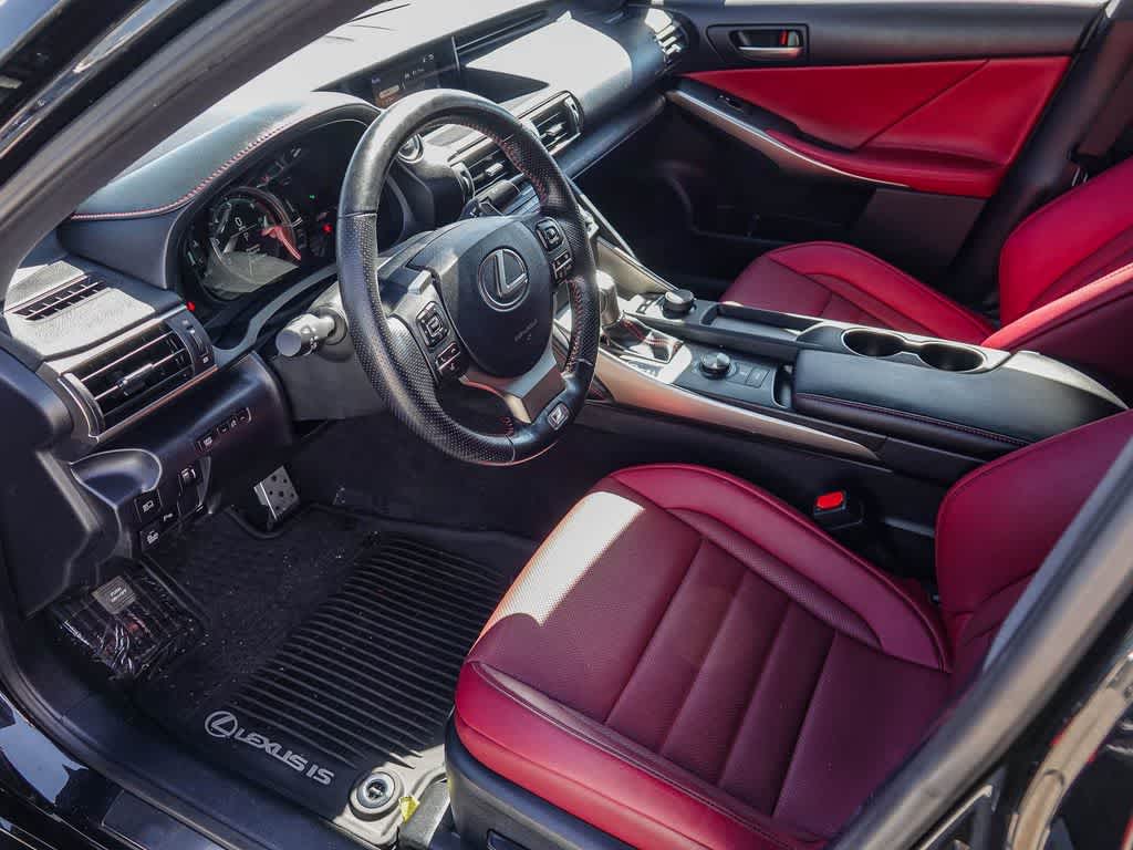 Thumbnail: 2020 Lexus IS - 16