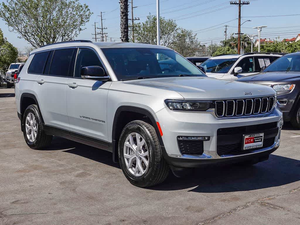 Thumbnail: 2022 Jeep Grand Cherokee - 3