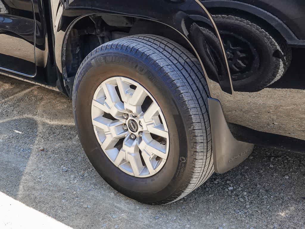 Thumbnail: 2023 Nissan Frontier - 11