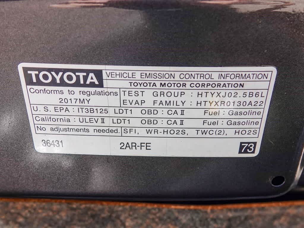 Thumbnail: 2017 Toyota RAV4 - 28