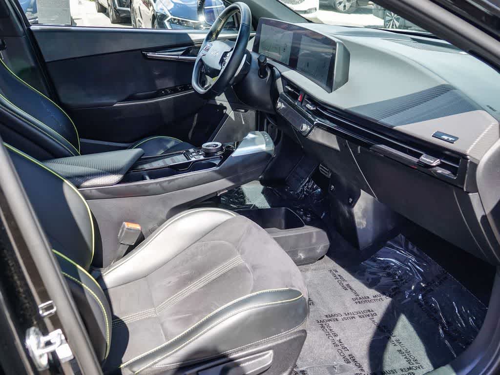 Thumbnail: 2023 Kia EV6 - 12