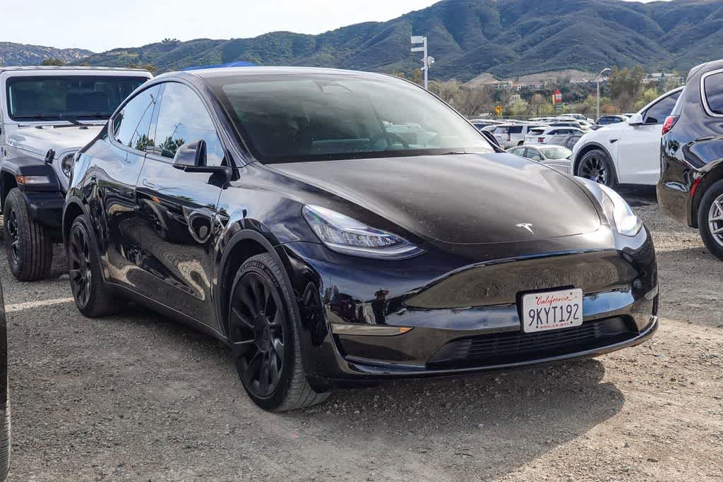 Thumbnail: 2022 Tesla Model Y - 3