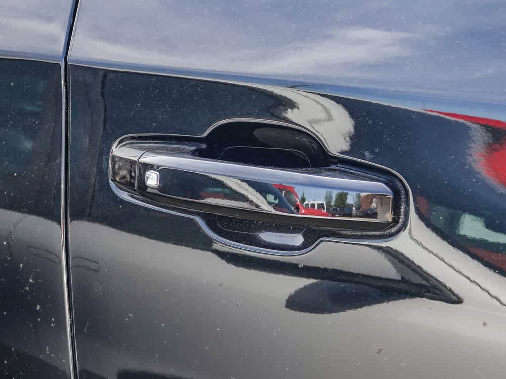 Thumbnail: 2023 Chevrolet Silverado 1500 - 9