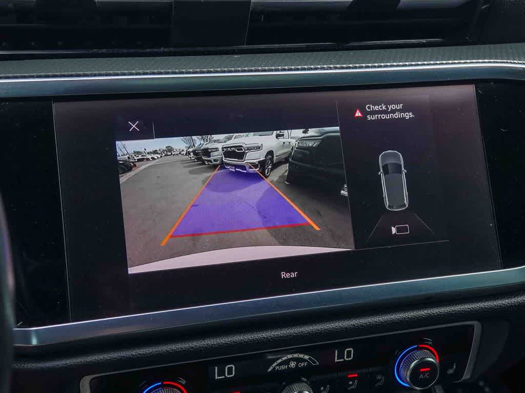 Thumbnail: 2020 Audi Q3 - 20