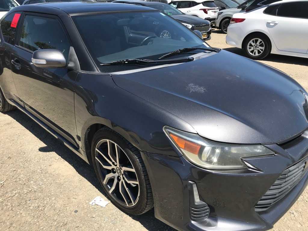 Thumbnail: 2015 Scion tC - 3