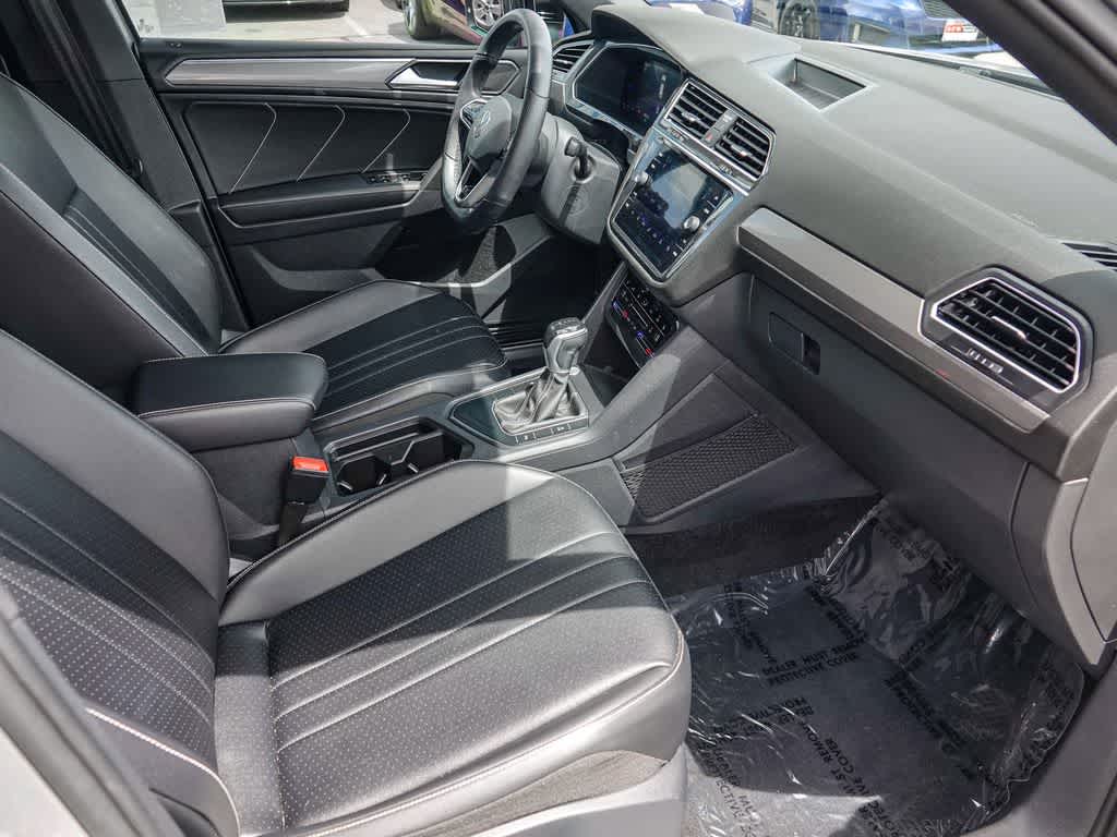 Thumbnail: 2022 Volkswagen Tiguan - 15