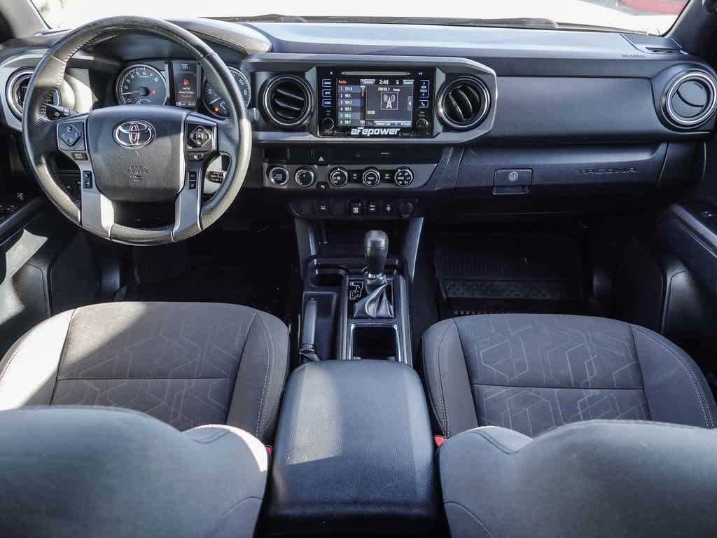 Thumbnail: 2019 Toyota Tacoma - 11