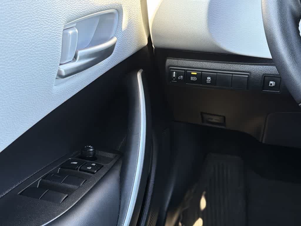 Thumbnail: 2025 Toyota Corolla - 16