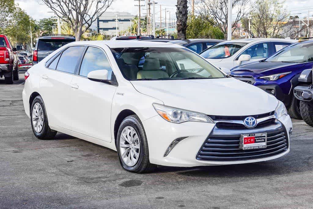 Thumbnail: 2017 Toyota Camry - 3