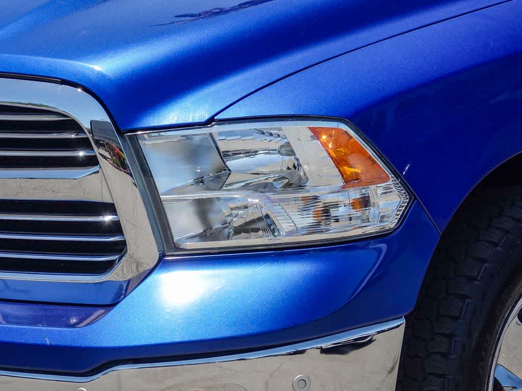 Thumbnail: 2019 RAM 1500 Classic - 8
