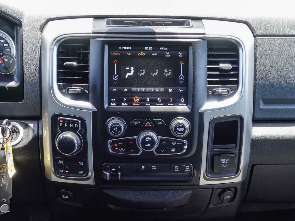 Thumbnail: 2019 RAM 1500 Classic - 12