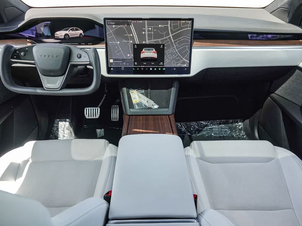 Thumbnail: 2022 Tesla Model X - 11