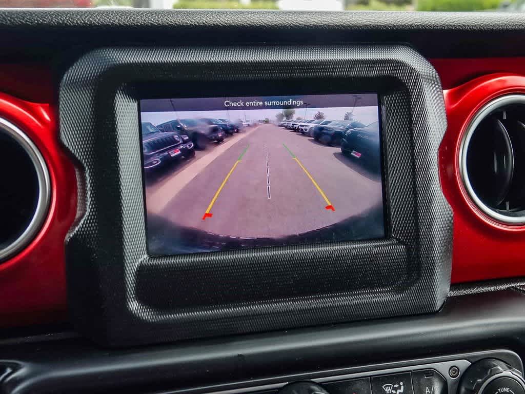 Thumbnail: 2021 Jeep Wrangler - 23