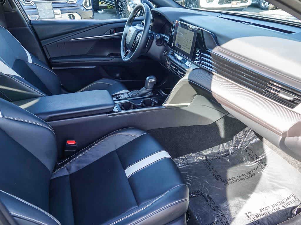 Thumbnail: 2025 Toyota Camry - 15