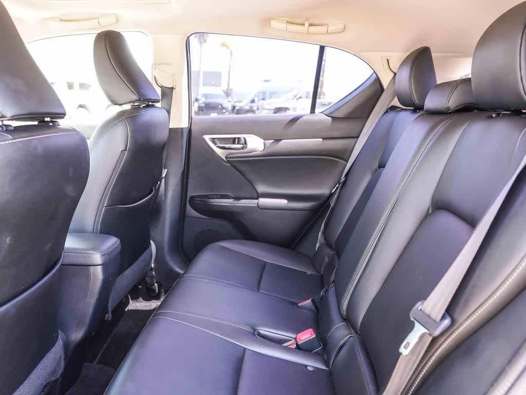 Thumbnail: 2015 Lexus CT - 19