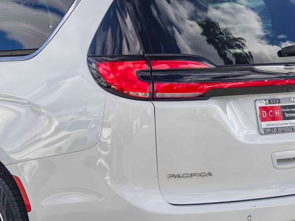 Thumbnail: 2024 Chrysler Pacifica - 7
