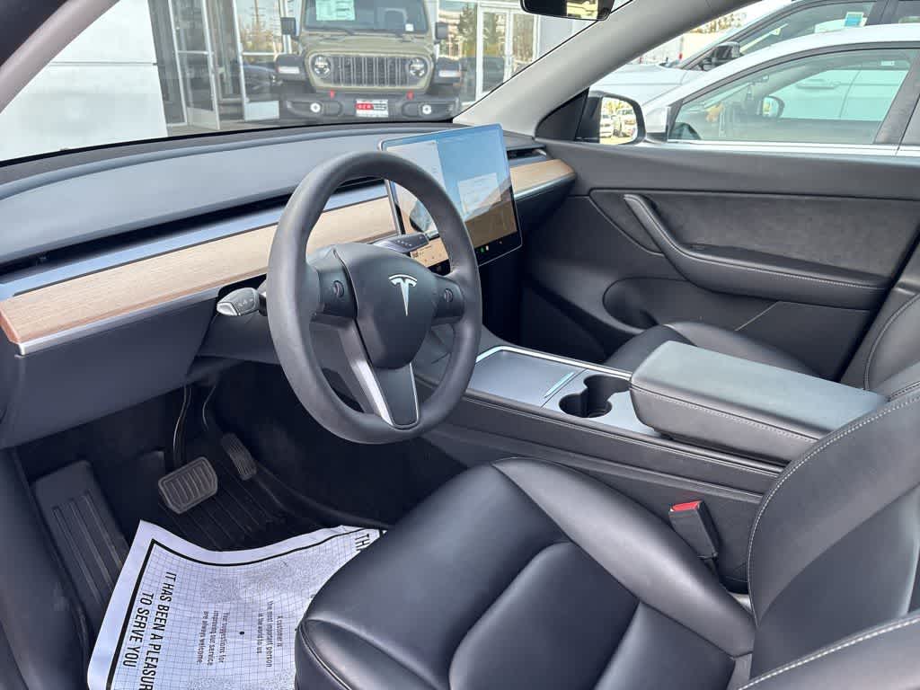 Thumbnail: 2022 Tesla Model Y - 12