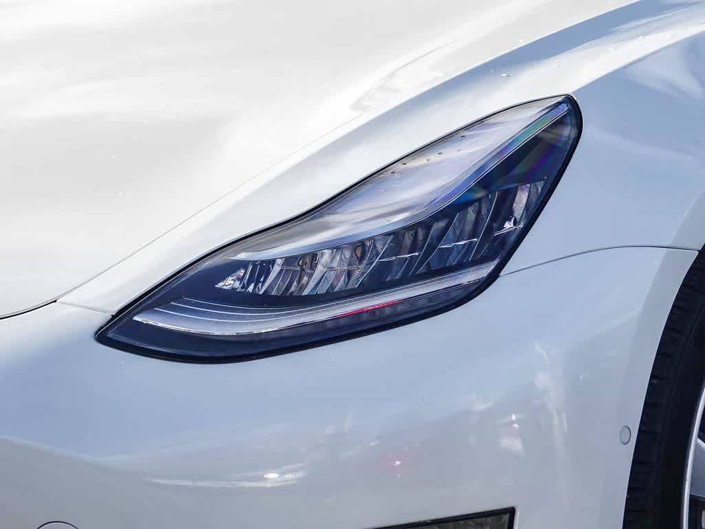 Thumbnail: 2018 Tesla Model 3 - 8