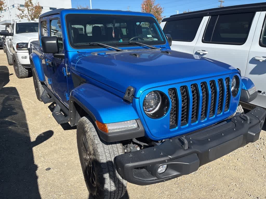 Thumbnail: 2023 Jeep Gladiator - 3