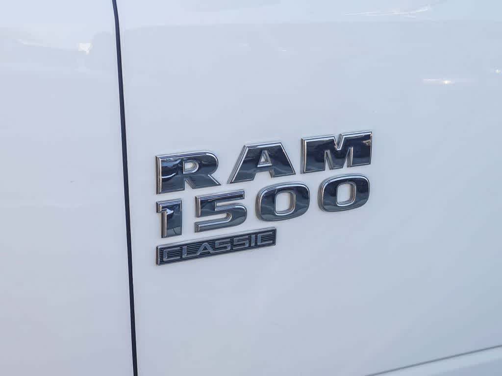 Thumbnail: 2022 RAM 1500 Classic - 10