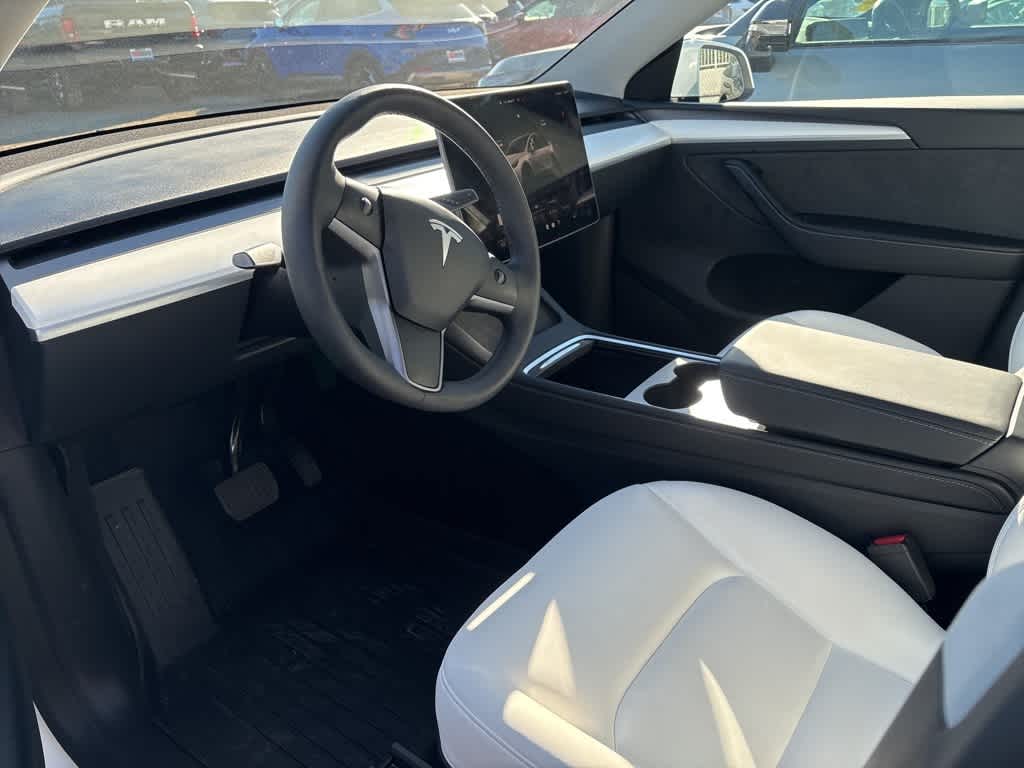 Thumbnail: 2025 Tesla Model Y - 7