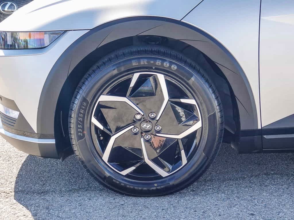 Thumbnail: 2023 Hyundai Ioniq 5 - 10