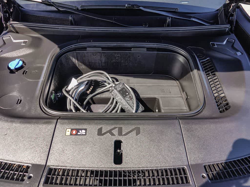 Thumbnail: 2024 Kia EV9 - 26